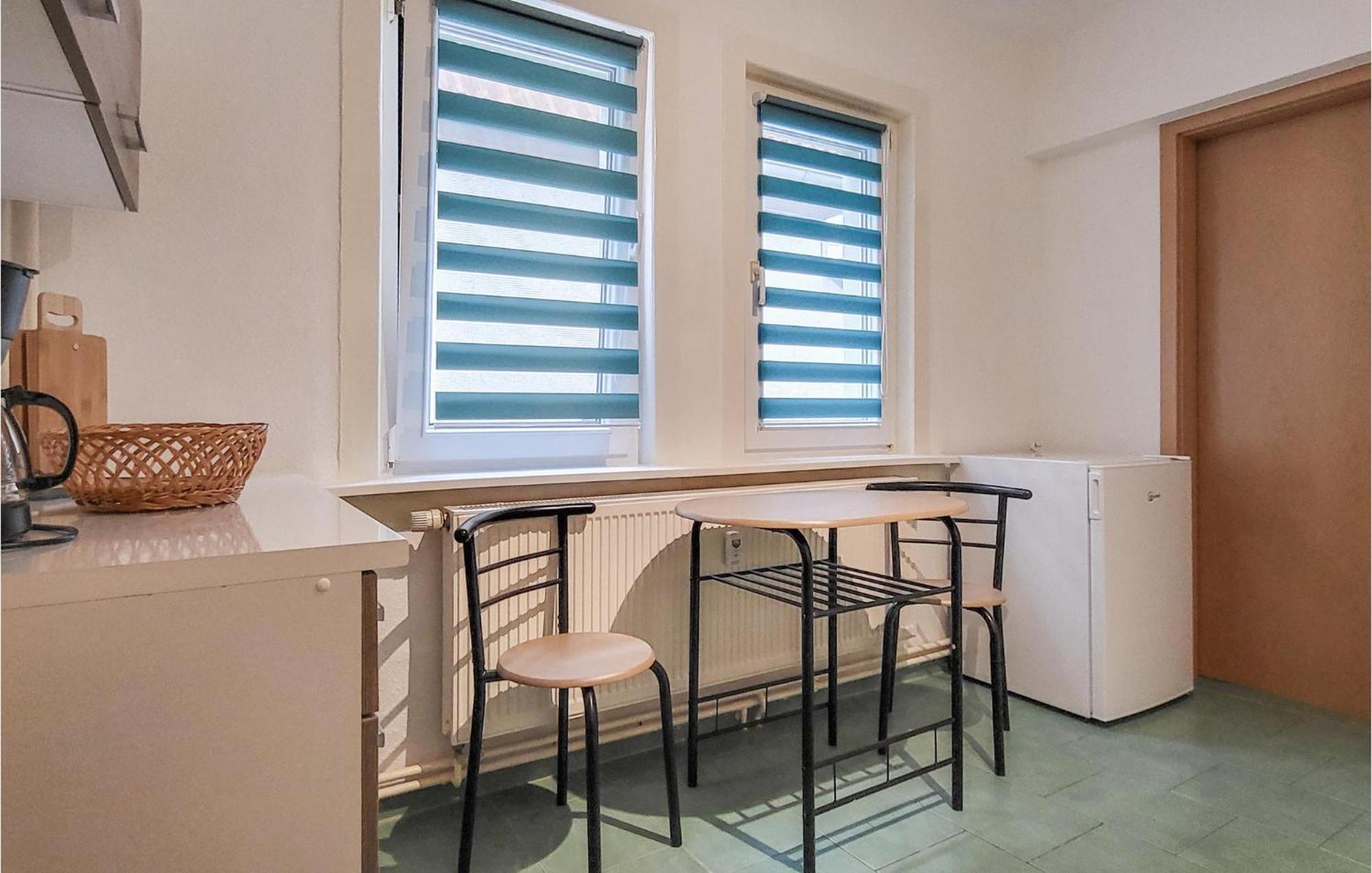 2 Bedroom Nice Apartment In 腓特烈罗达 外观 照片