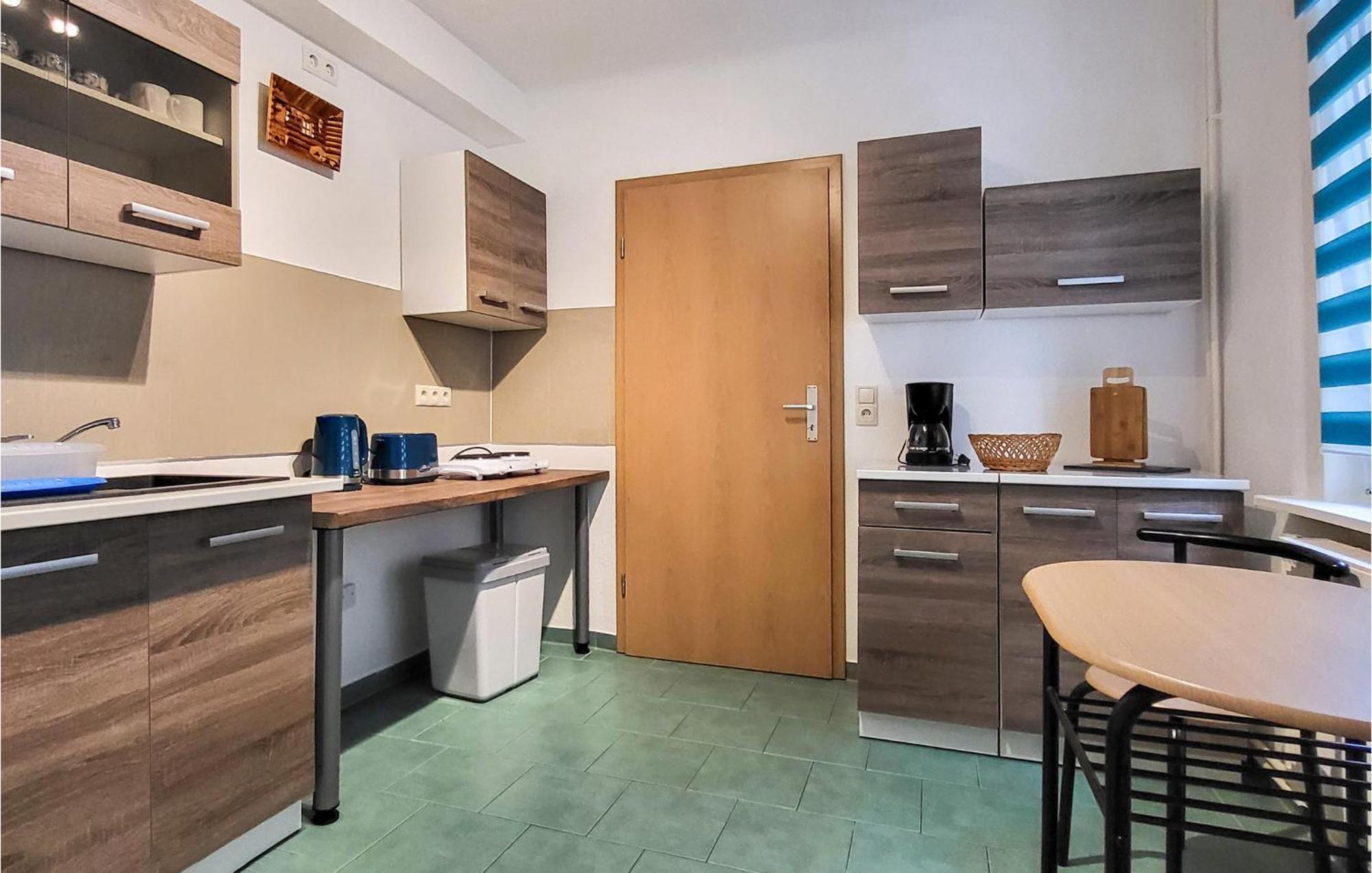 2 Bedroom Nice Apartment In 腓特烈罗达 外观 照片